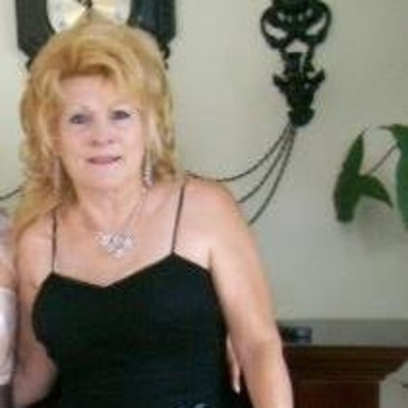 Meet your Posher, Jocelyne - Picture 1 of 1